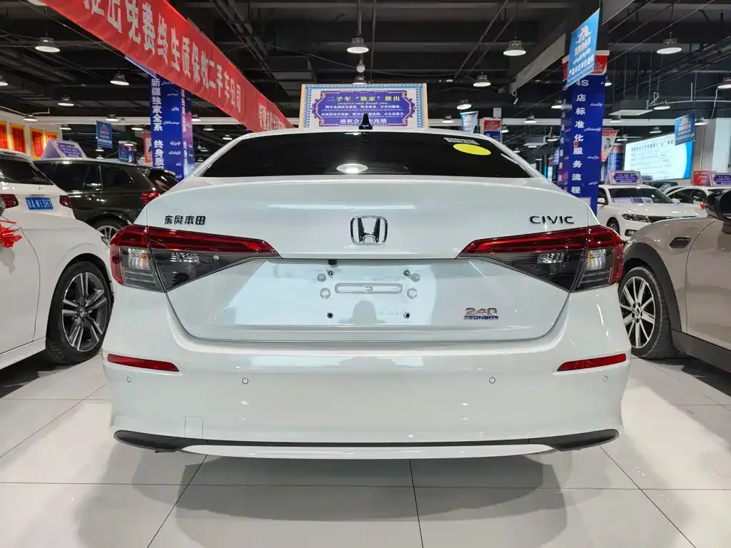 Honda Civic — фото 8