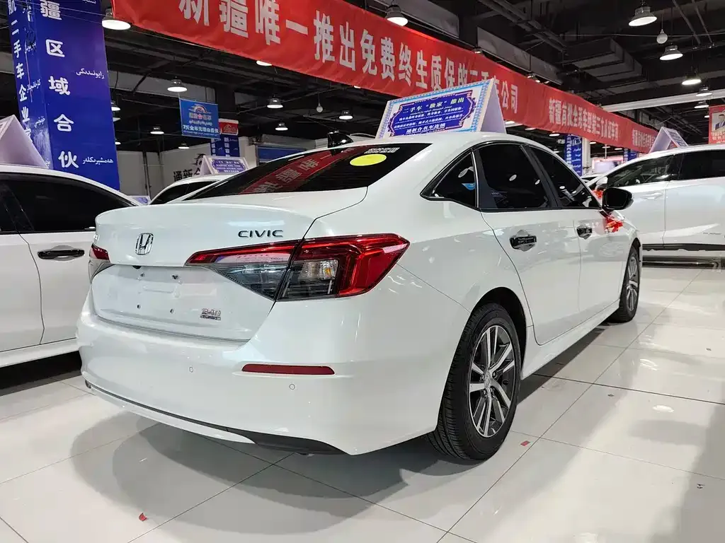 Honda Civic — фото 9