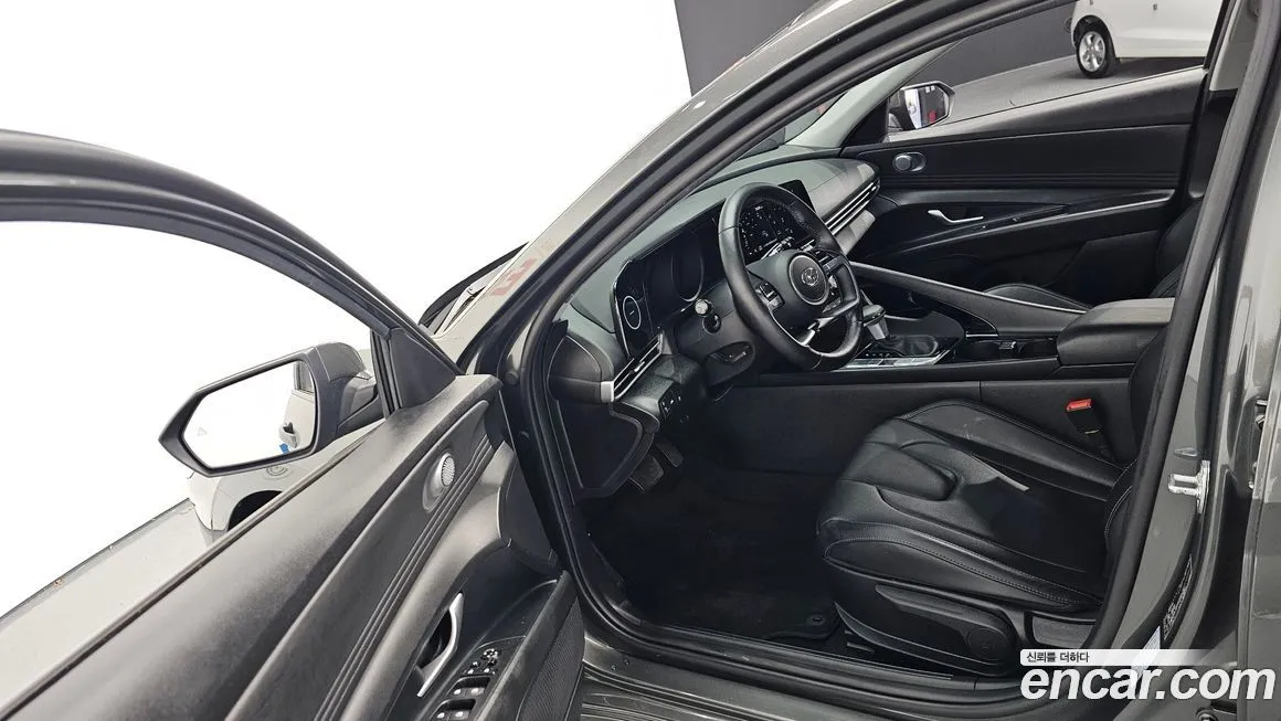 Hyundai AVANTE 2023 из KR, фото 10