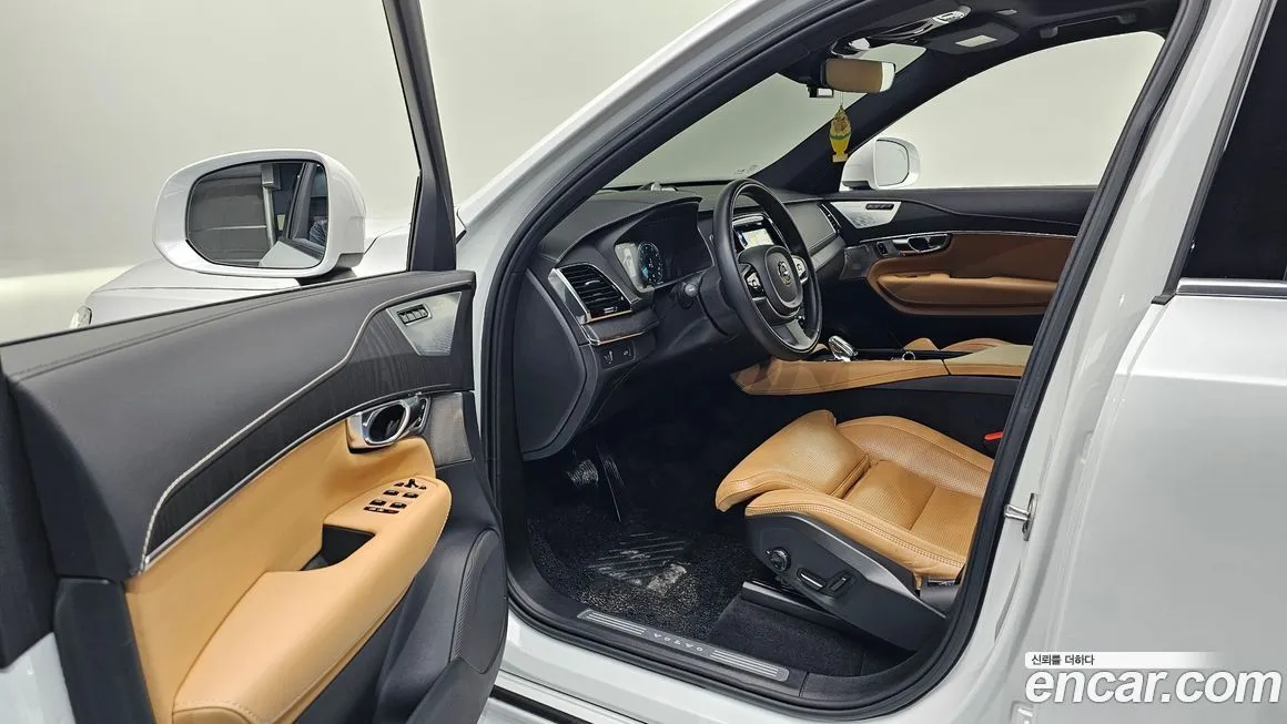 Volvo XC90 2022 из KR, фото 10