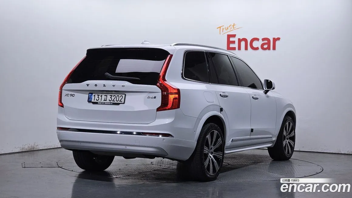 Volvo XC90 2022 из KR, фото 2