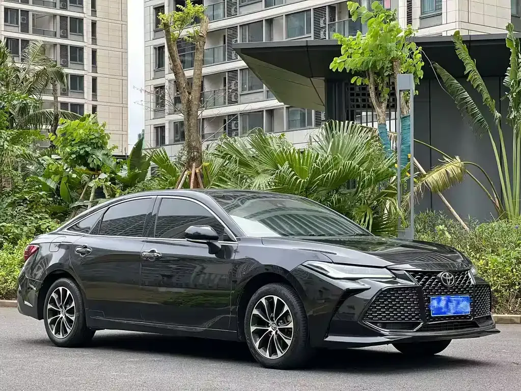 Toyota Avalon 2023 из CN, фото 3