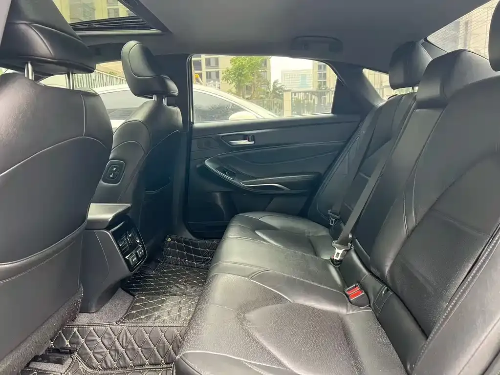 Toyota Avalon 2023 из CN, фото 6