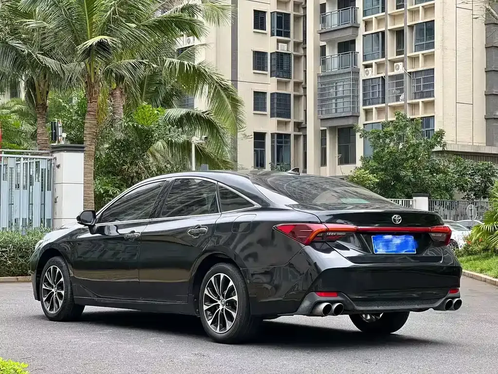 Toyota Avalon 2023 из CN, фото 7