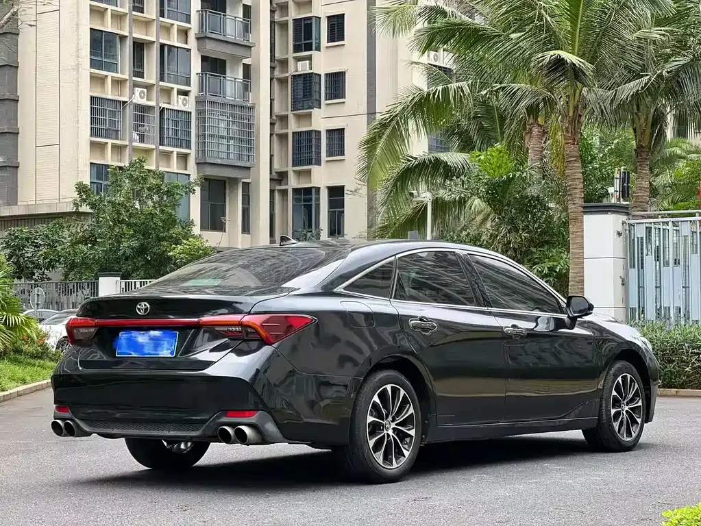 Toyota Avalon 2023 из CN, фото 9