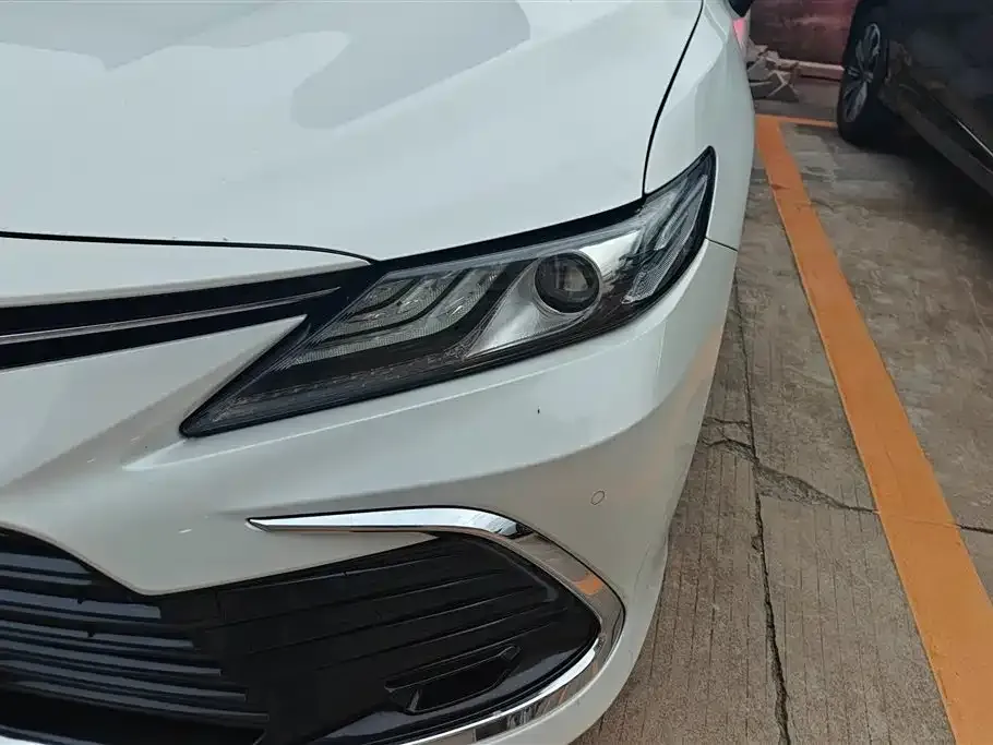 Toyota Camry 2023 из CN, фото 5