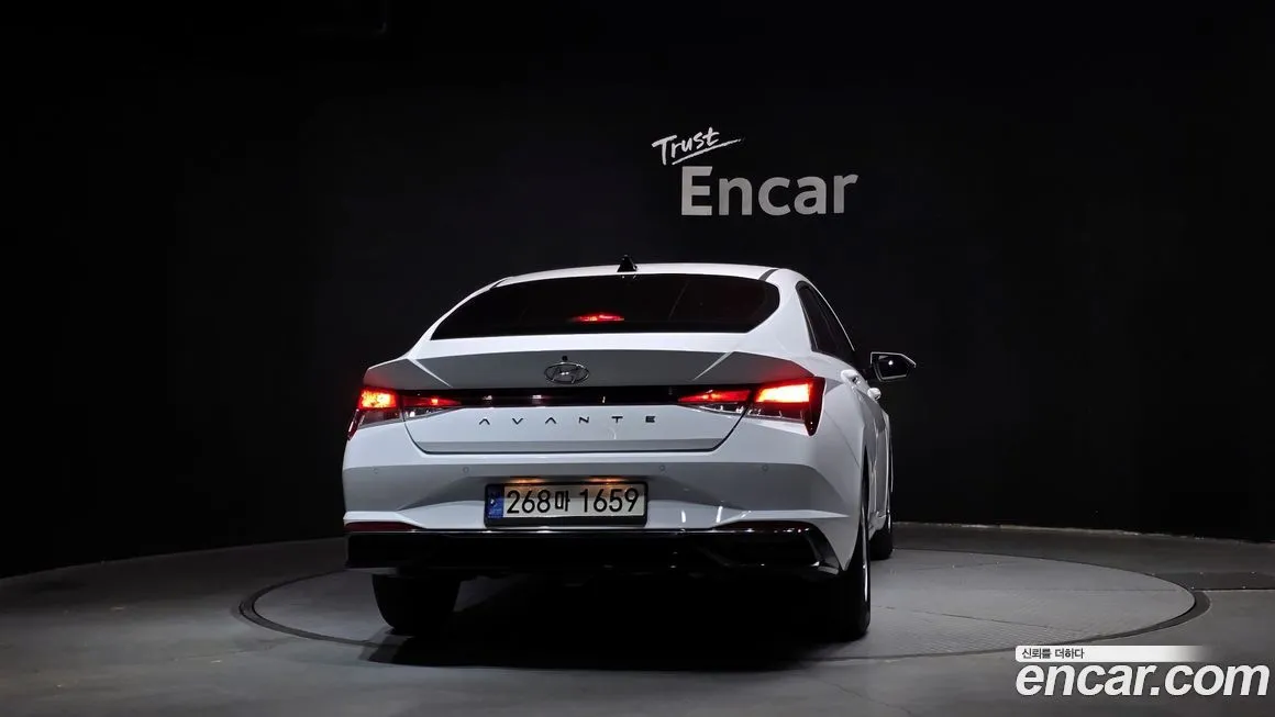 Hyundai AVANTE — фото 4