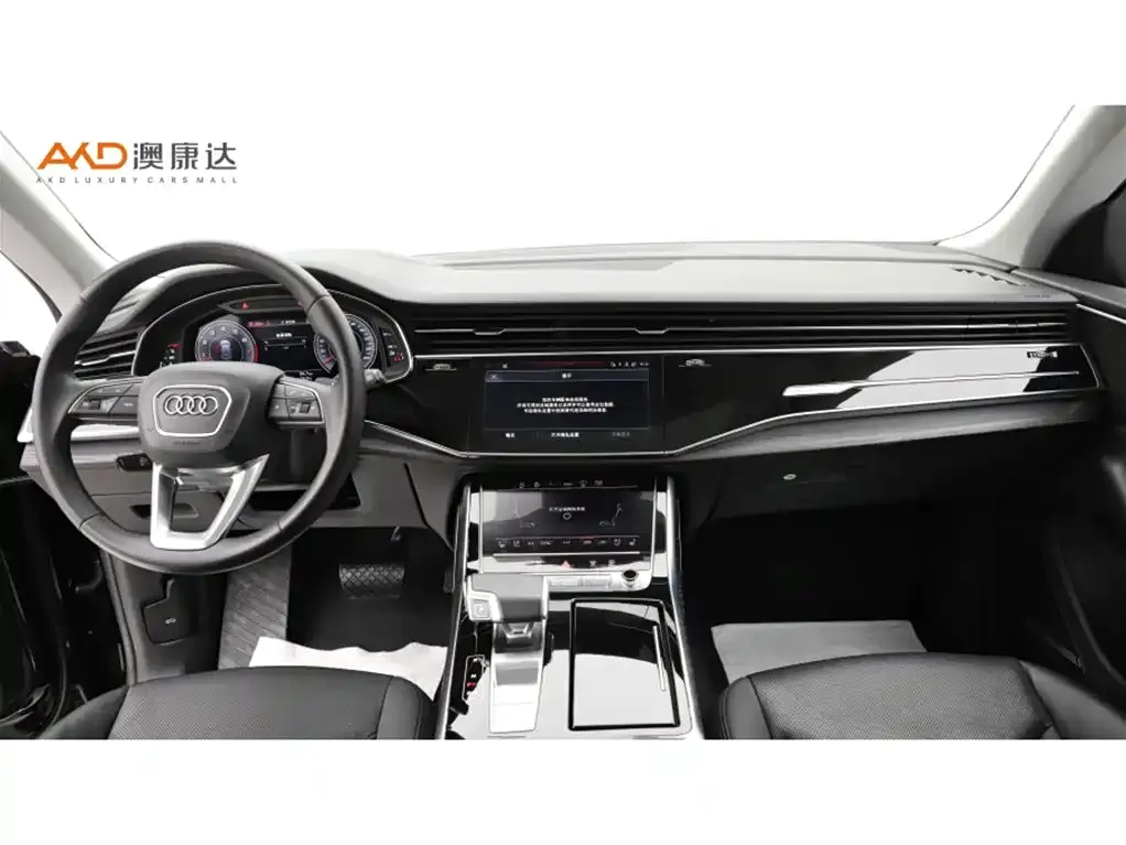 Audi Q8 2023 из CN, фото 5
