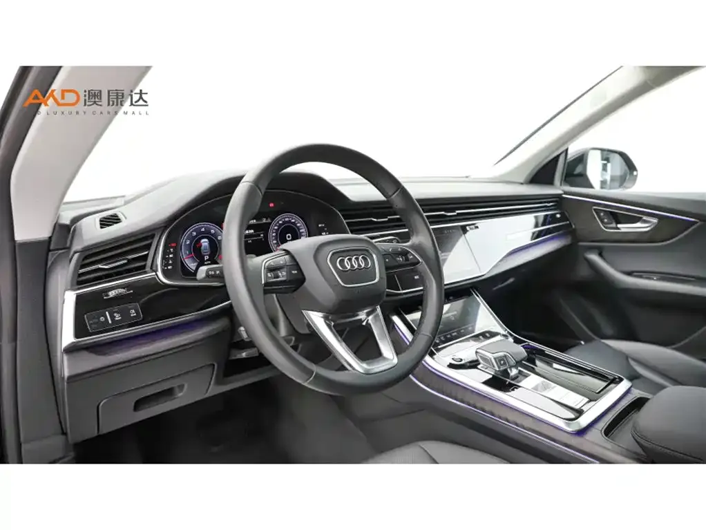 Audi Q8 2023 из CN, фото 6