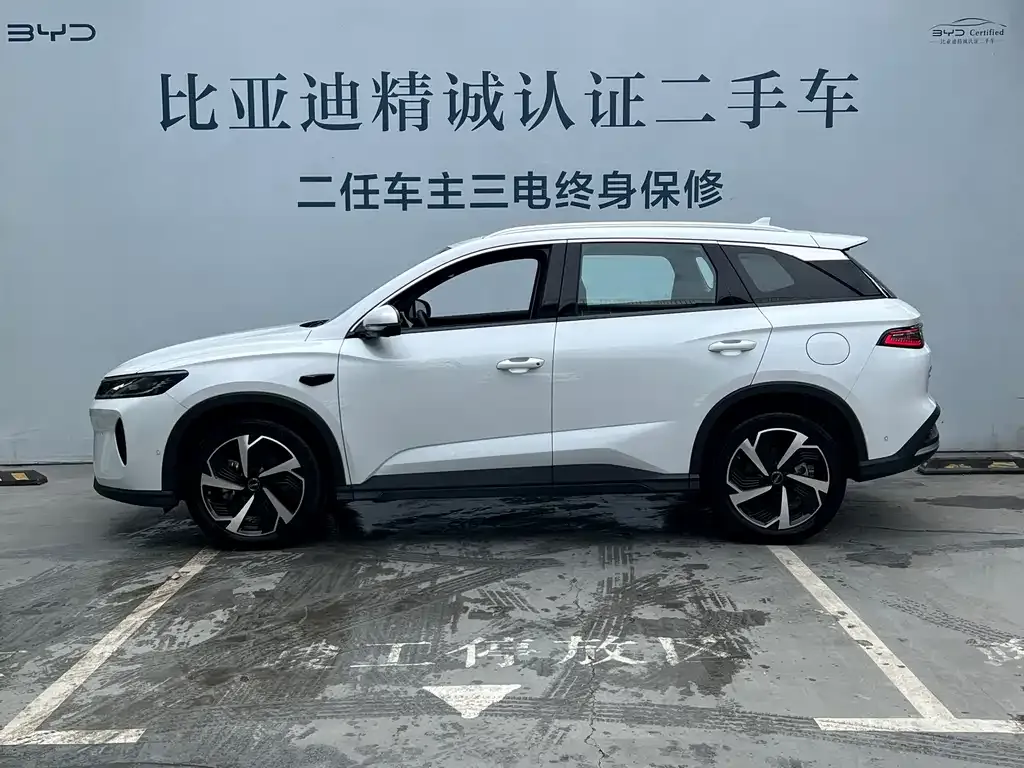 BYD Seal 05 DM-i — фото 3