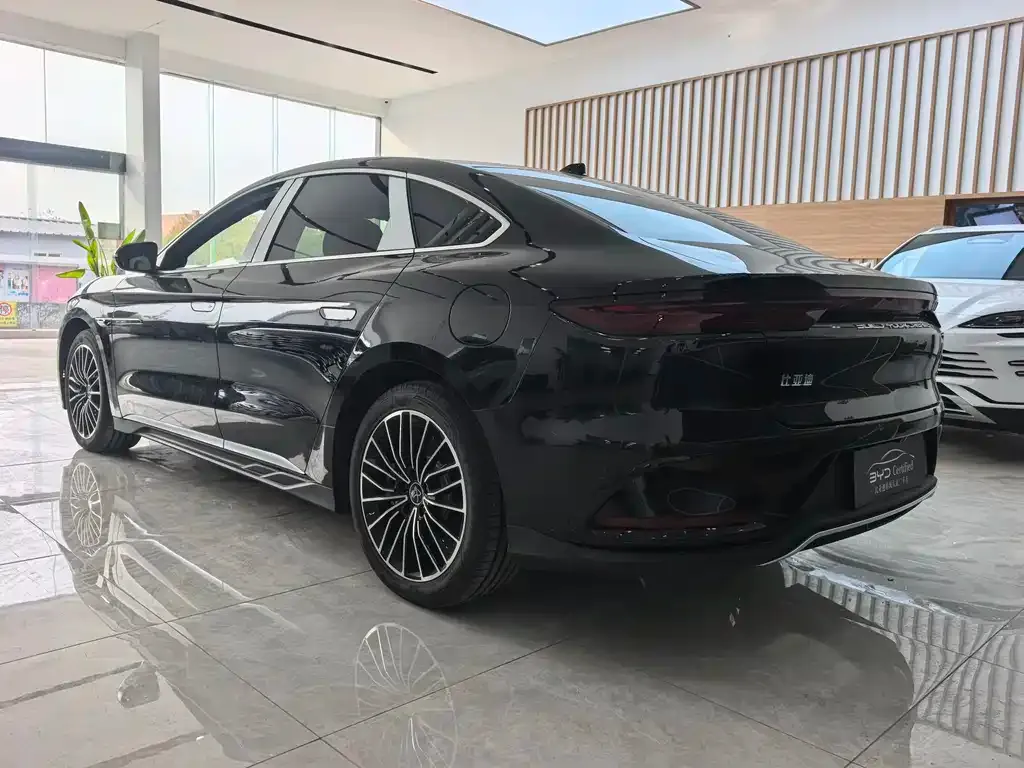 BYD Han 2025 из CN, фото 6