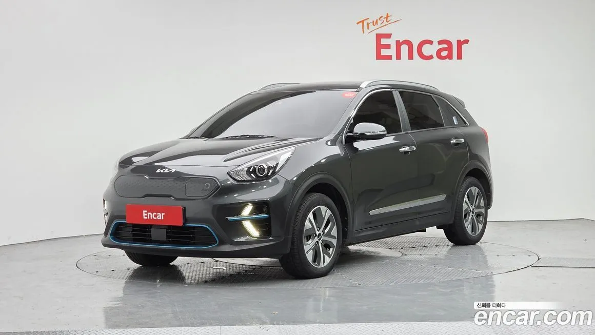 Kia Niro — фото 1