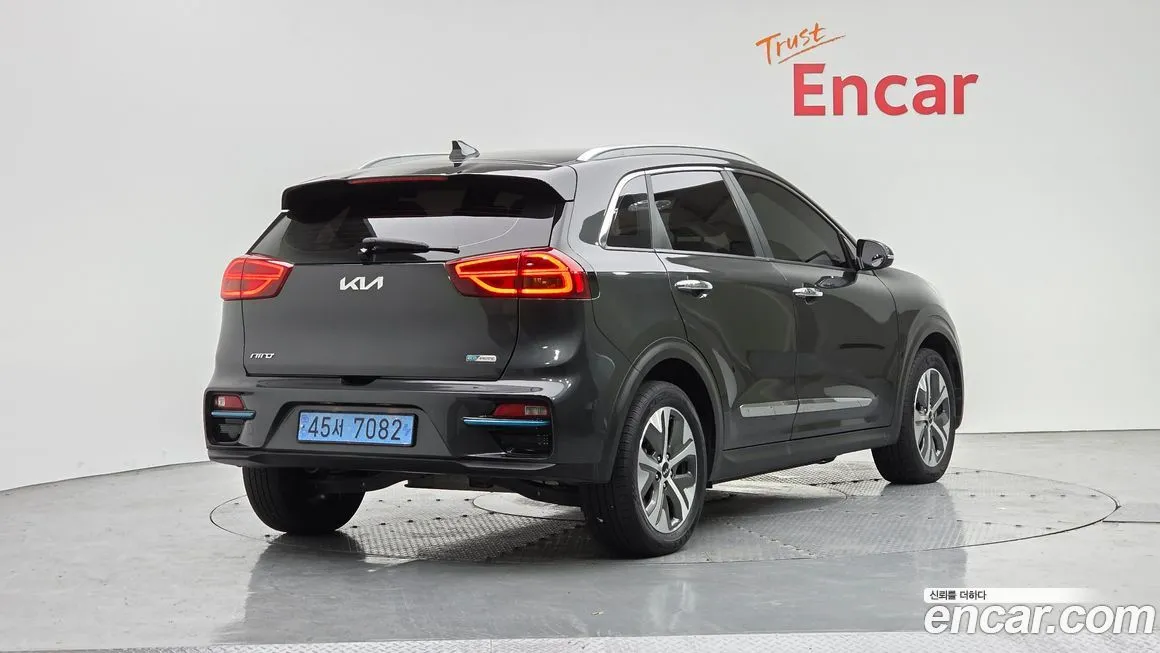 Kia Niro — фото 2