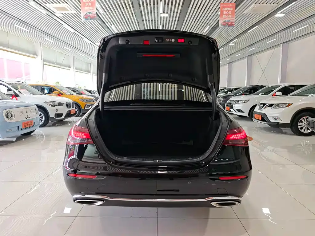 Mercedes-Benz E-Class 2023 из CN, фото 7