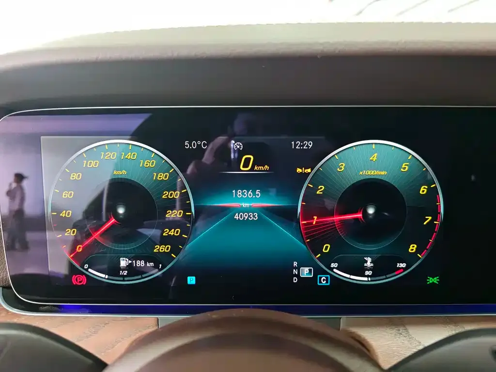 Mercedes-Benz E-Class 2023 из CN, фото 8