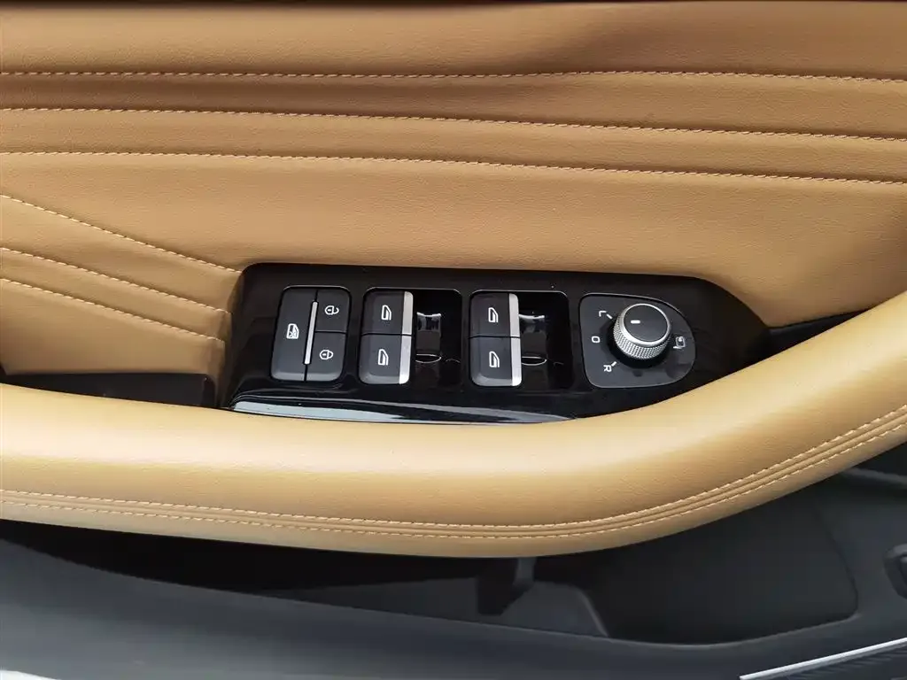 Geely Xingyue L EREV 2022 из CN, фото 9