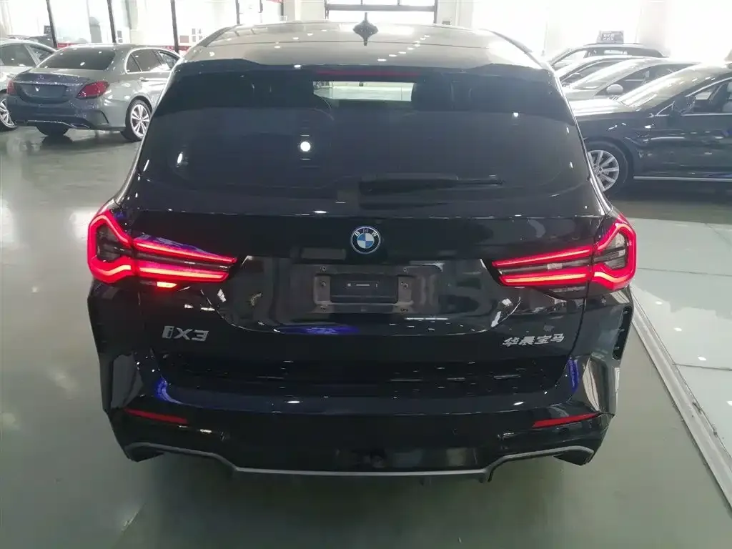 BMW iX3 2024 из CN, фото 6
