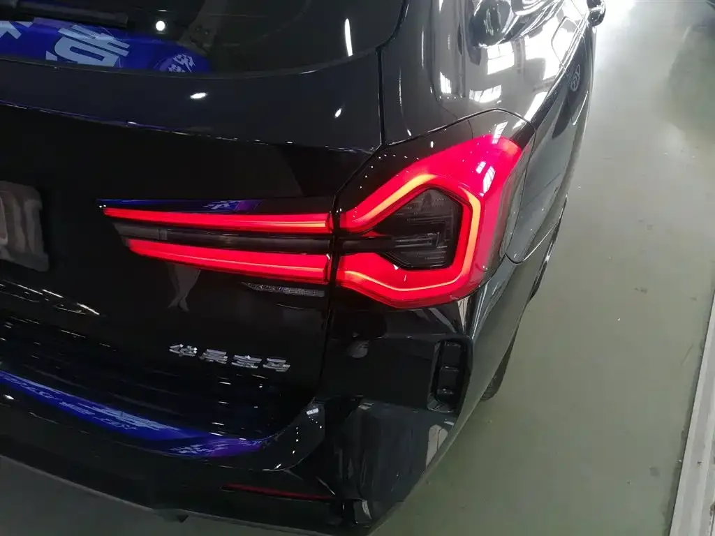 BMW iX3 2024 из CN, фото 8