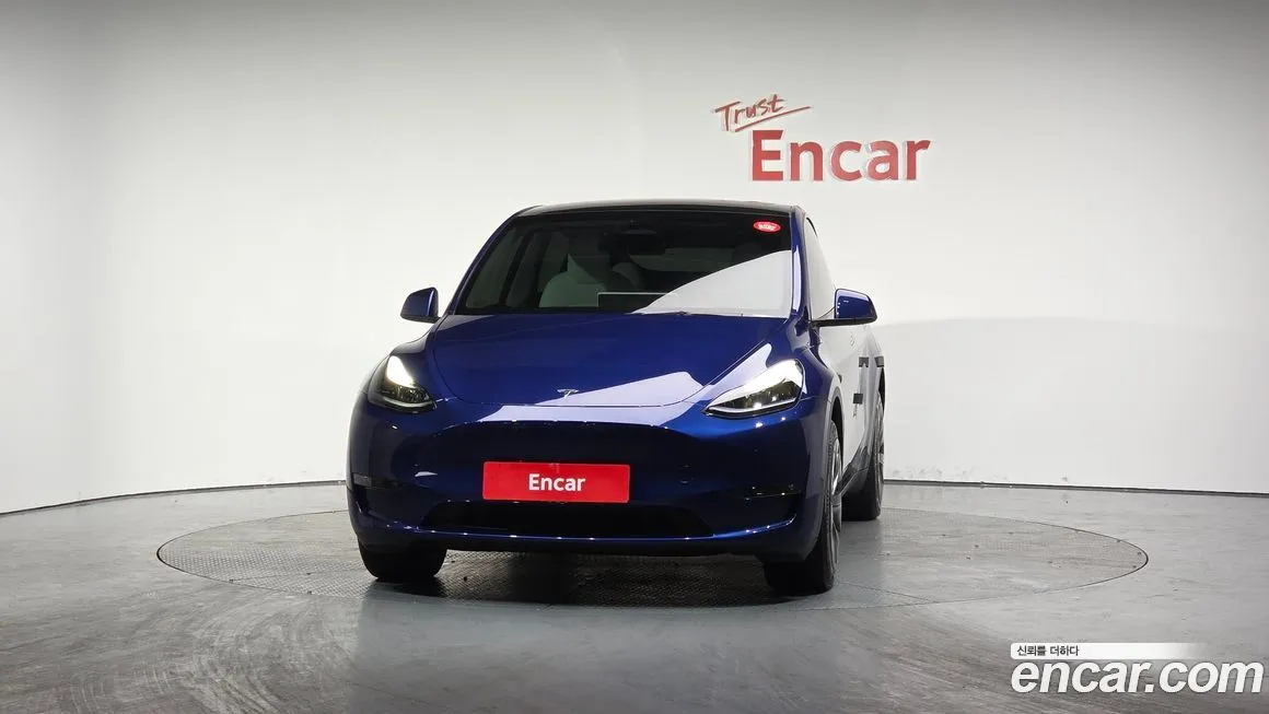 Tesla Model Y — фото 3