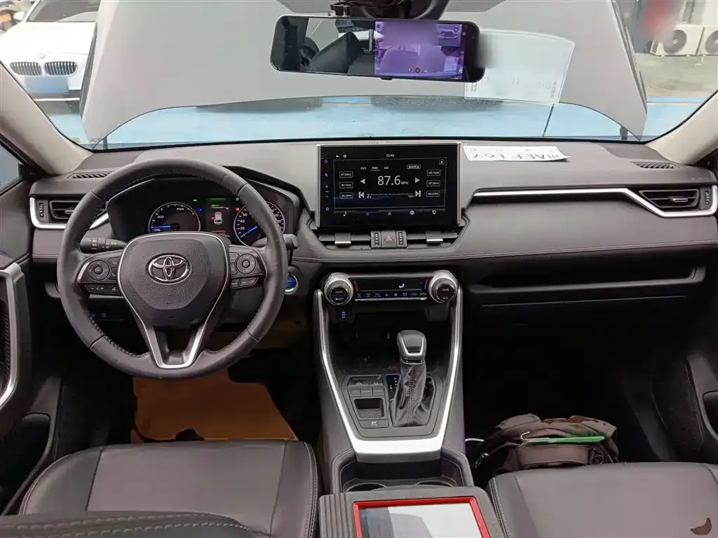 Toyota Wildlander 2022 из CN, фото 10