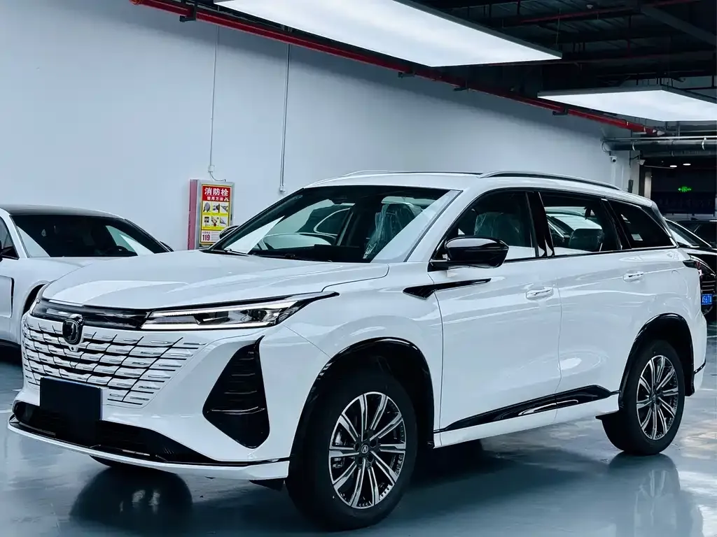 Changan CS75PLUS 2025 из CN, фото 1