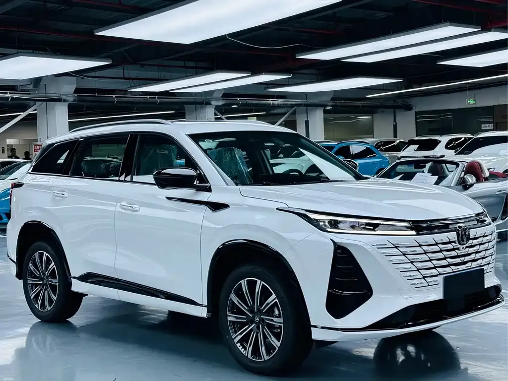 Changan CS75PLUS 2025 из CN, фото 3