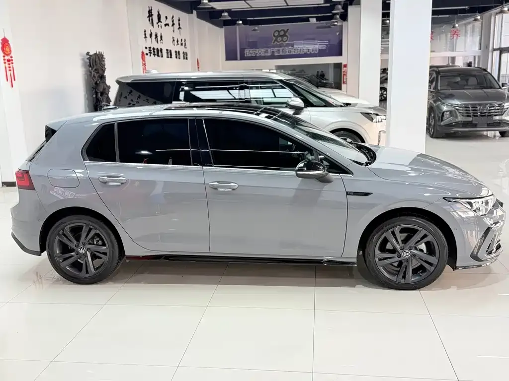 Volkswagen Golf 2022 из CN, фото 4