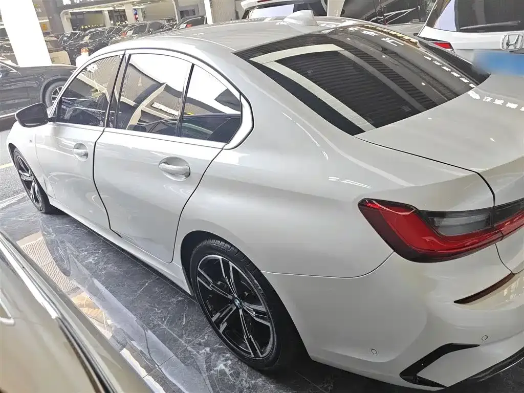 BMW 3 Series 2021 из CN, фото 5
