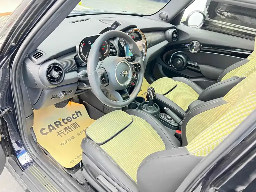 MINI Cooper (3-door) 2023 из CN, фото 4