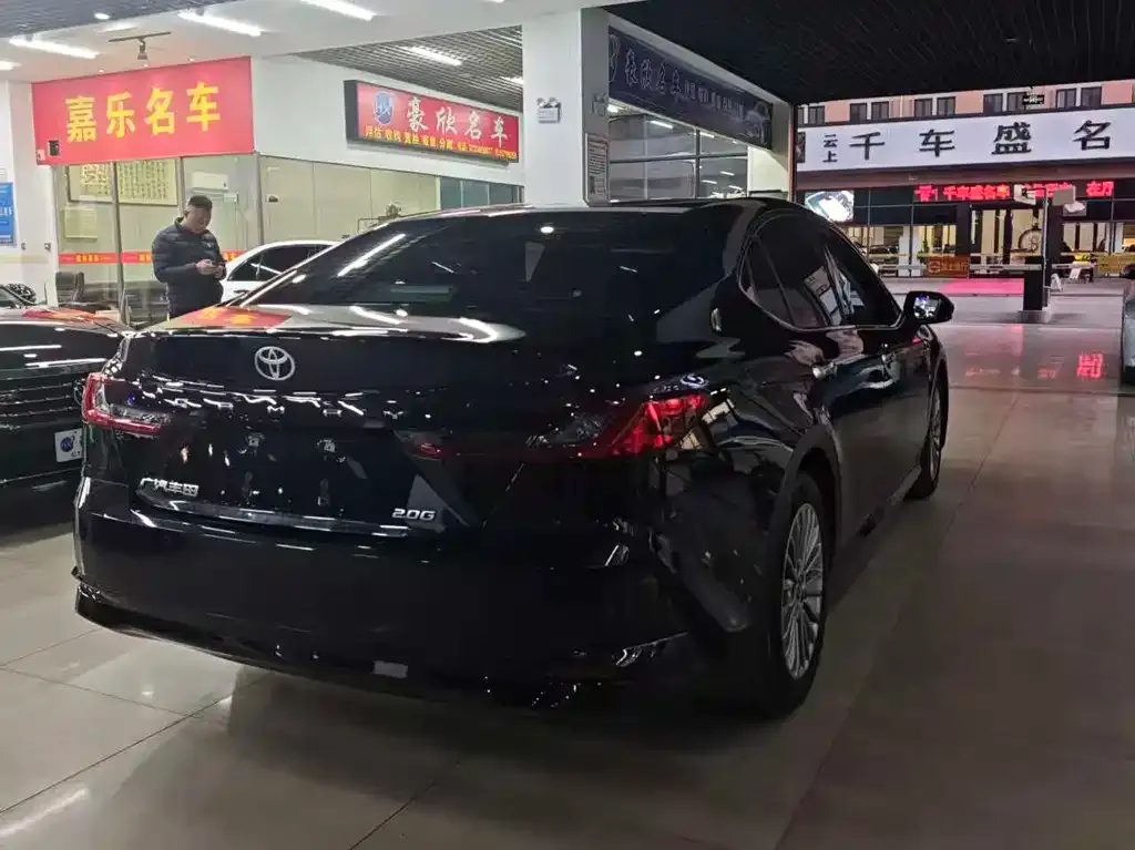 Toyota Camry 2024 из CN, фото 7
