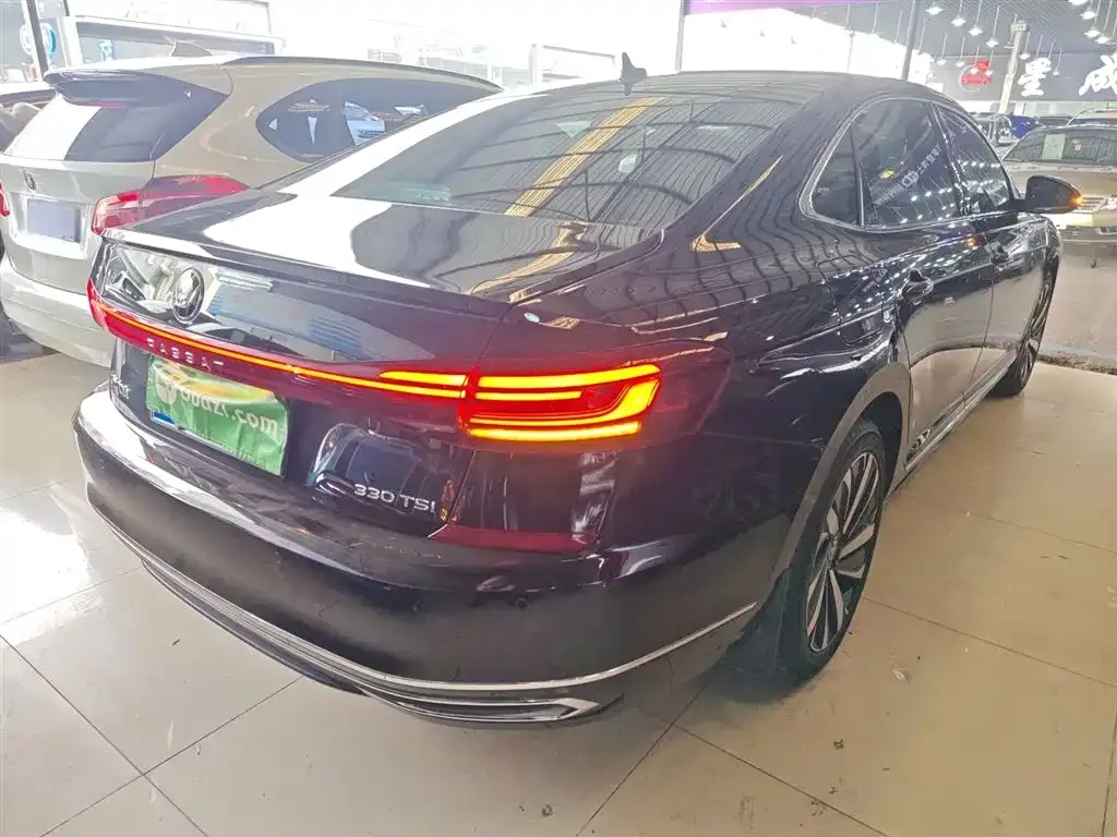 Volkswagen Passat 2022 из CN, фото 7