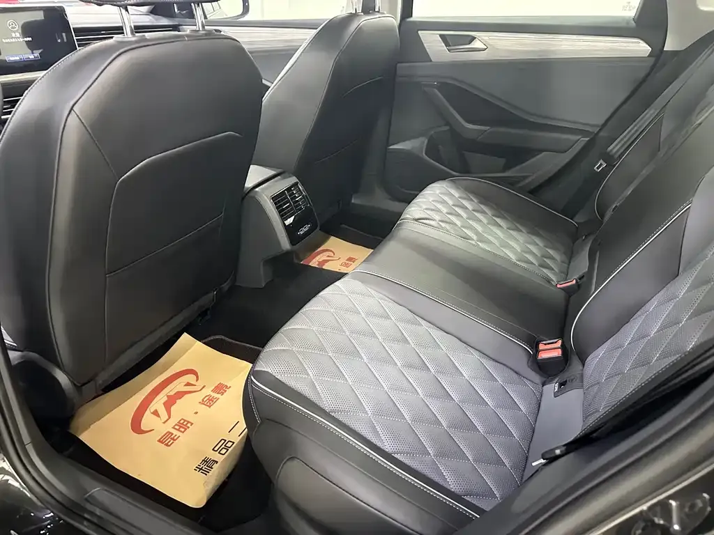 Volkswagen Sagitar 2024 из CN, фото 10