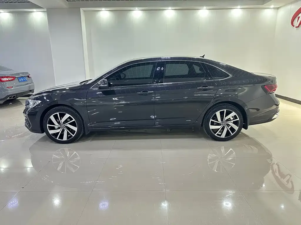 Volkswagen Sagitar 2024 из CN, фото 6