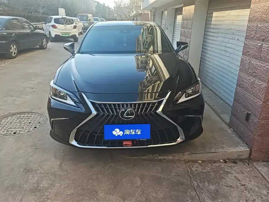 Lexus ES 2024 из CN, фото 2