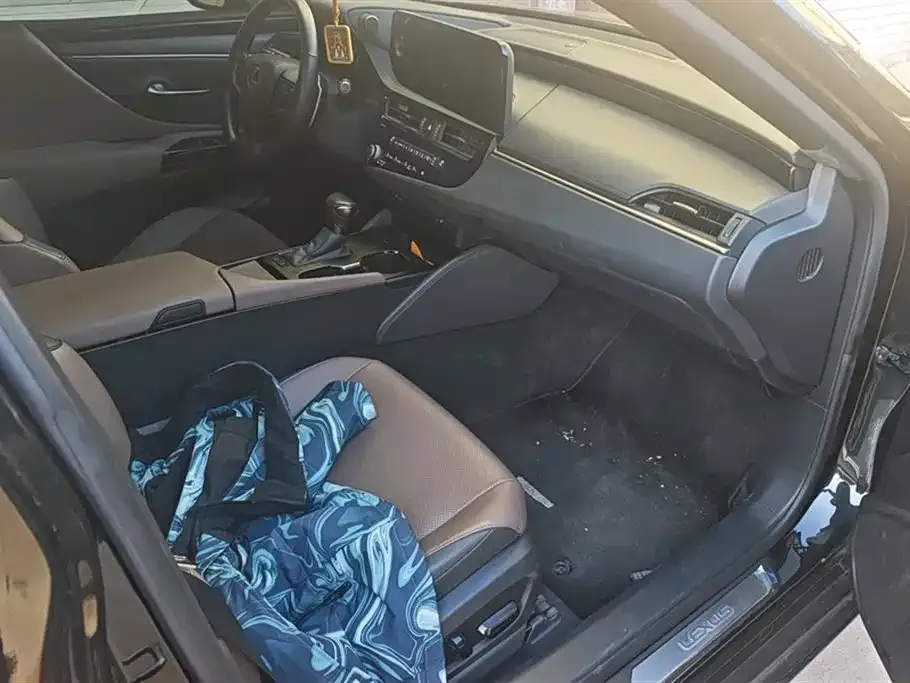 Lexus ES 2024 из CN, фото 8