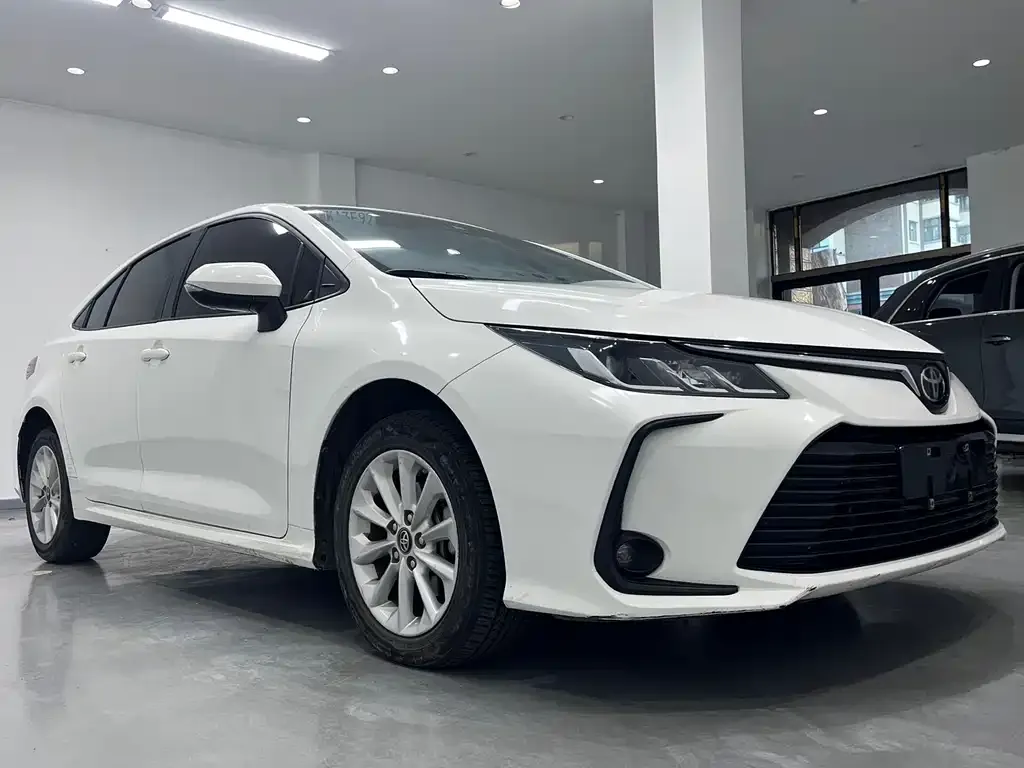 Toyota Corolla 2022 из CN, фото 3