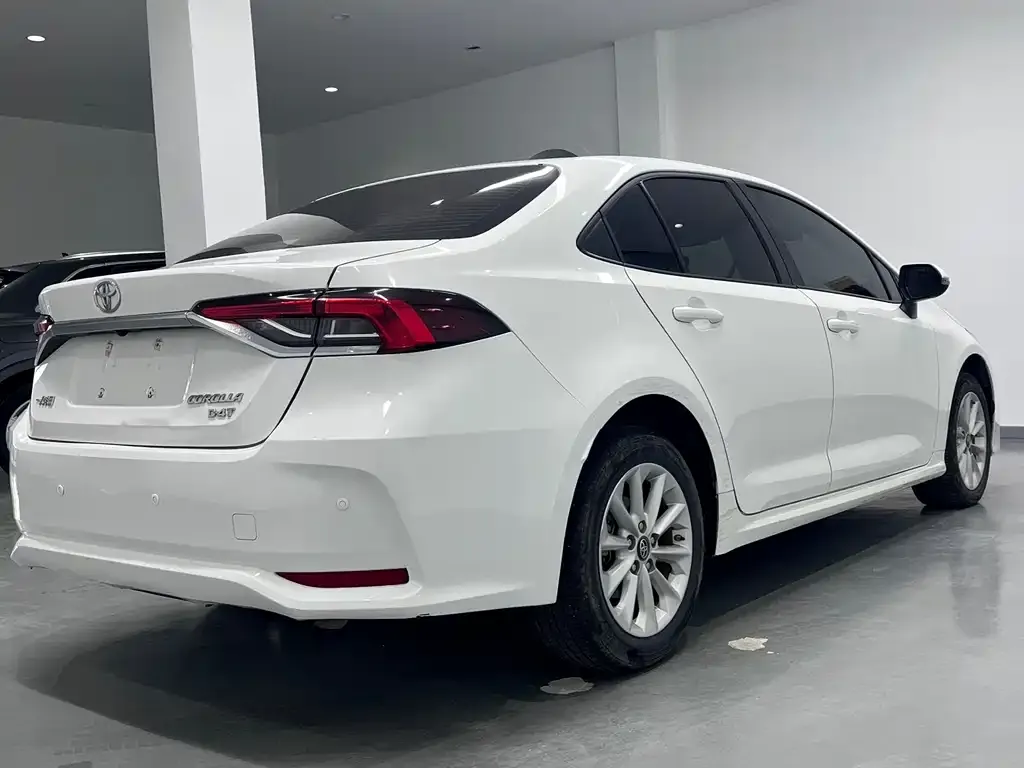 Toyota Corolla 2022 из CN, фото 4
