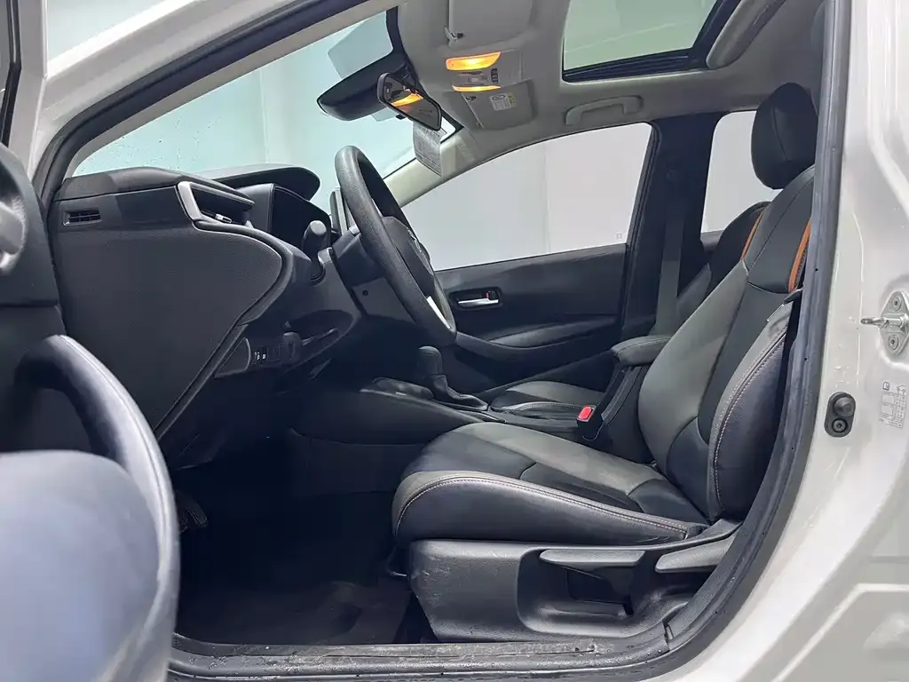 Toyota Corolla 2022 из CN, фото 9