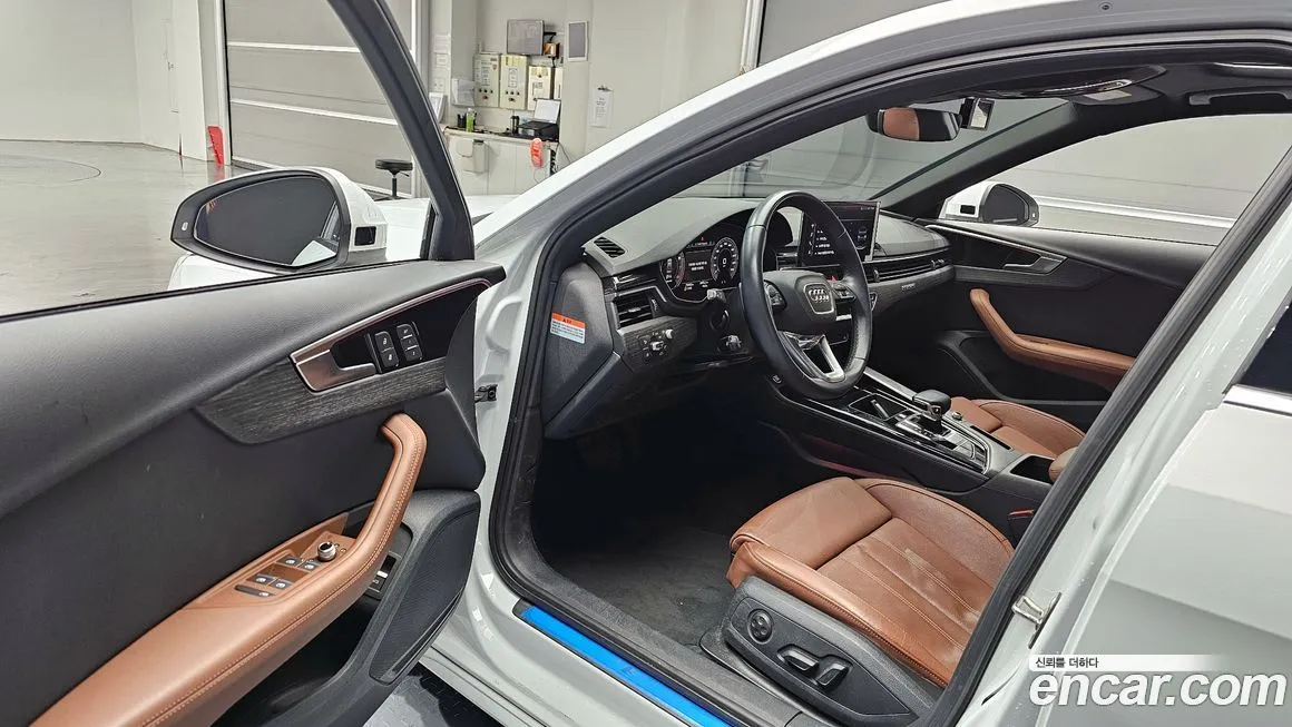 Audi A4 2023 из KR, фото 10