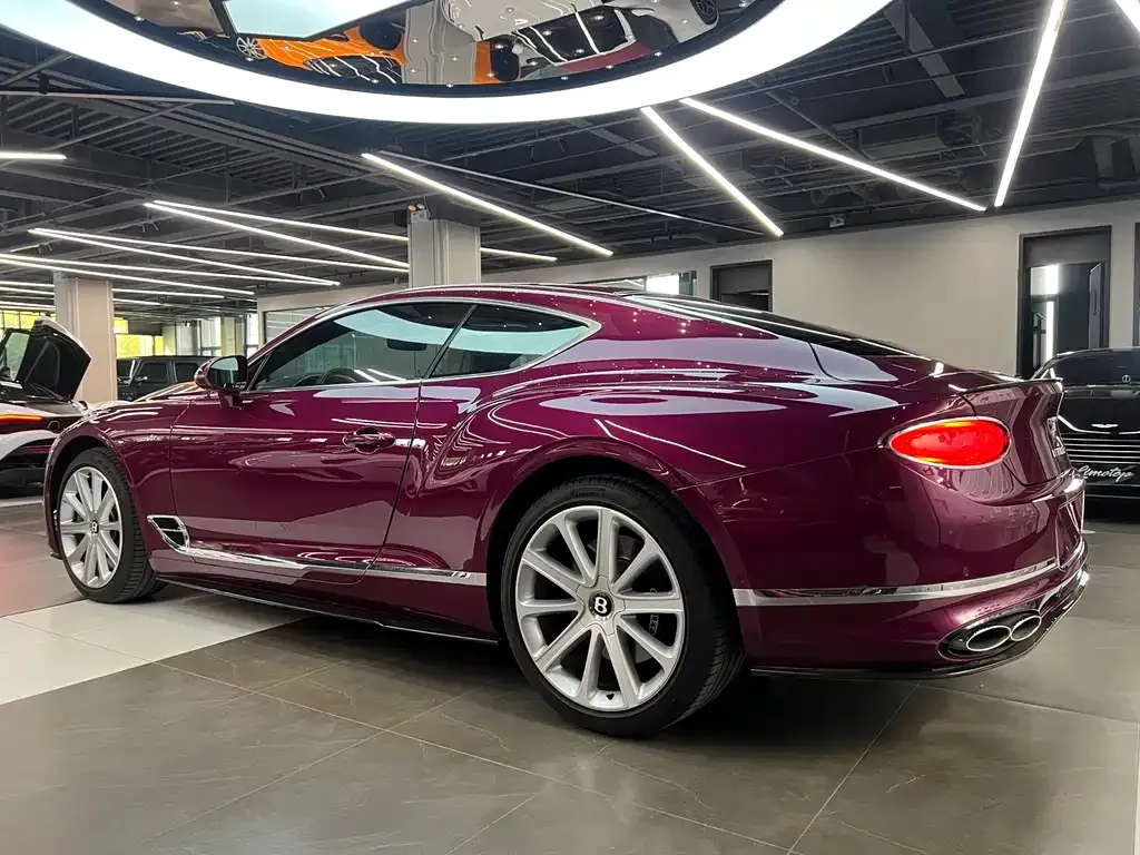 Bentley Continental 2021 из CN, фото 6