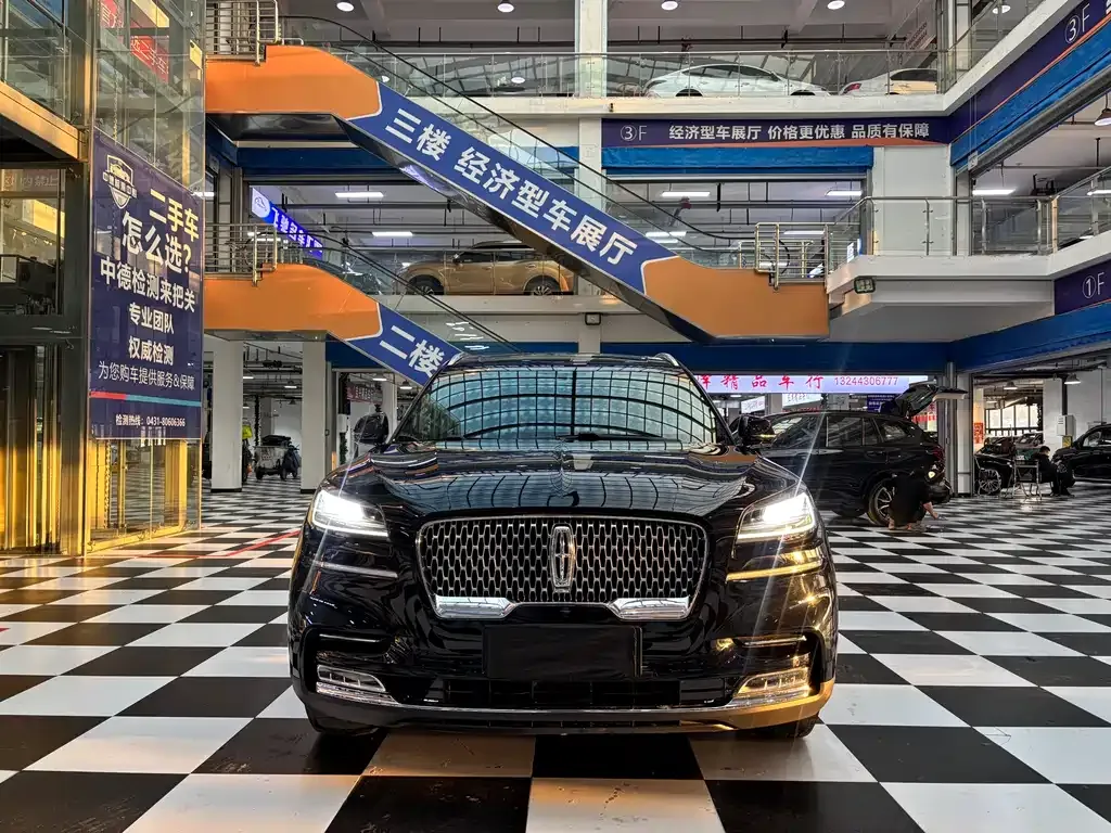 Lincoln Aviator 2021 из CN, фото 2