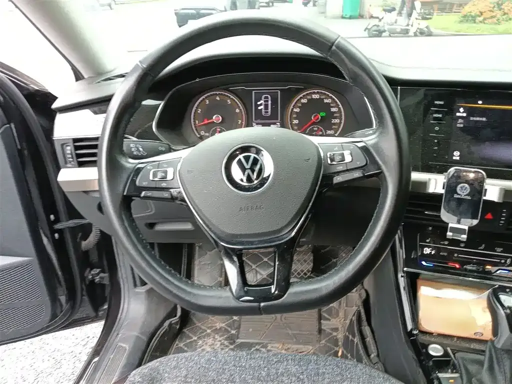 Volkswagen Passat 2021 из CN, фото 3