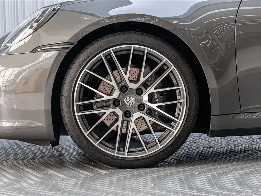 Porsche 911 2024 из CN, фото 8