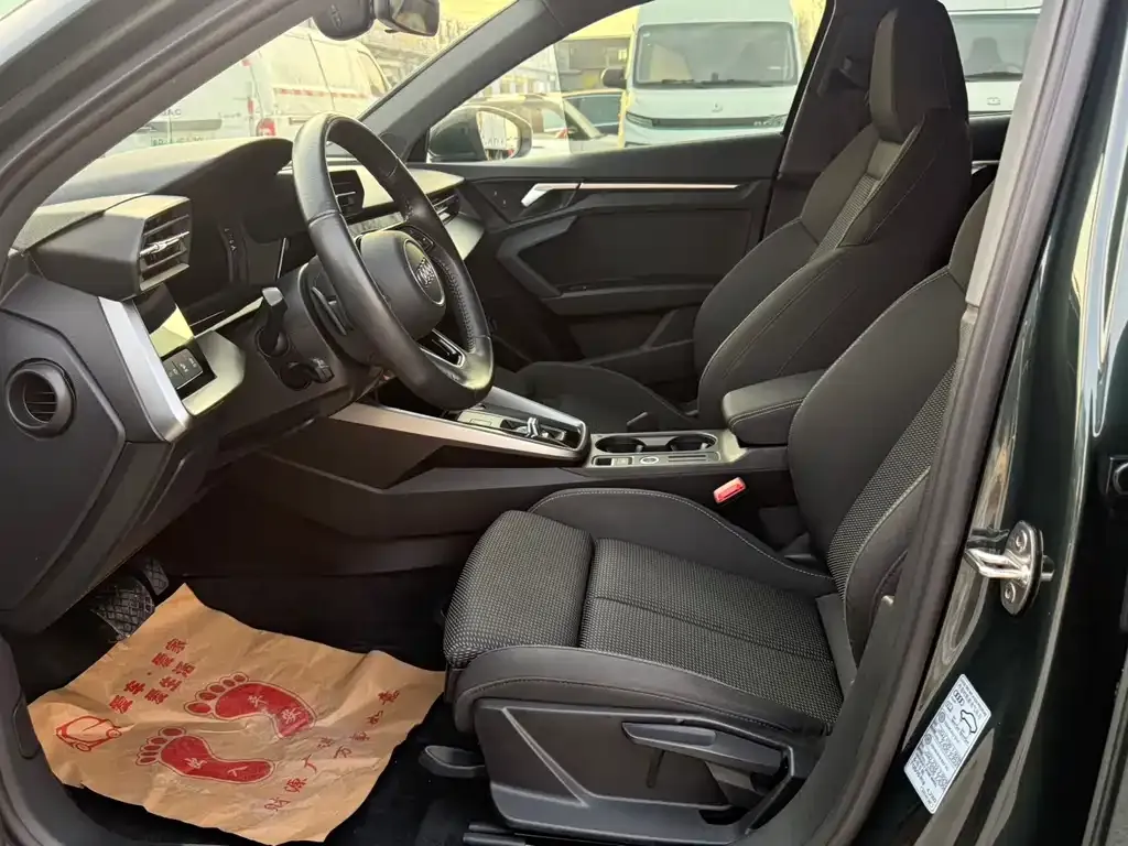 Audi A3 2021 из CN, фото 10