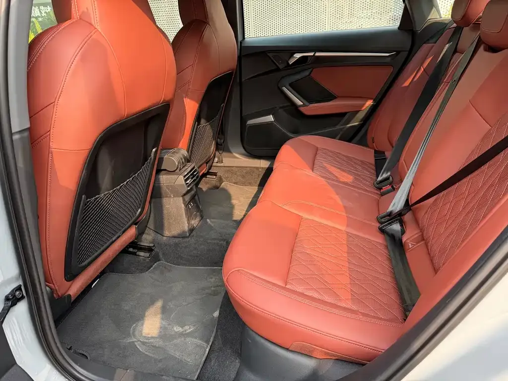 Audi A3 2025 из CN, фото 10