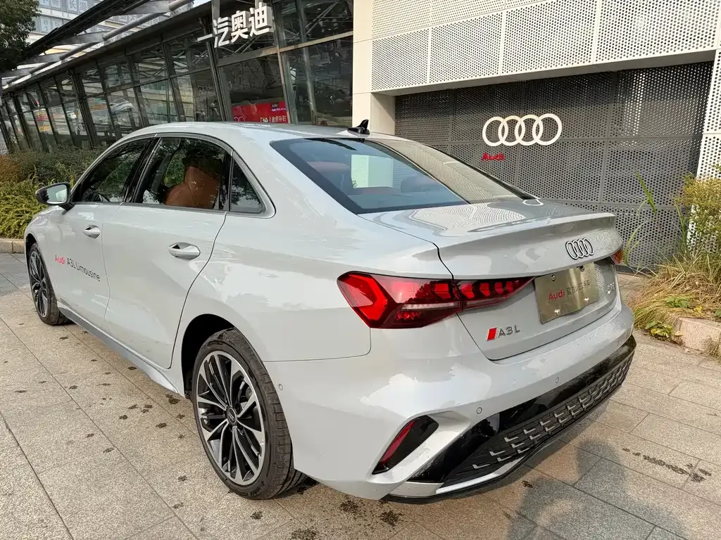 Audi A3 2025 из CN, фото 5