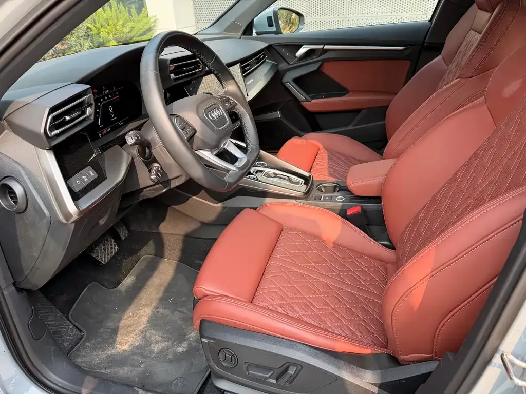 Audi A3 2025 из CN, фото 9