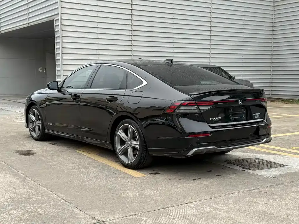 Honda Accord 2025 из CN, фото 5