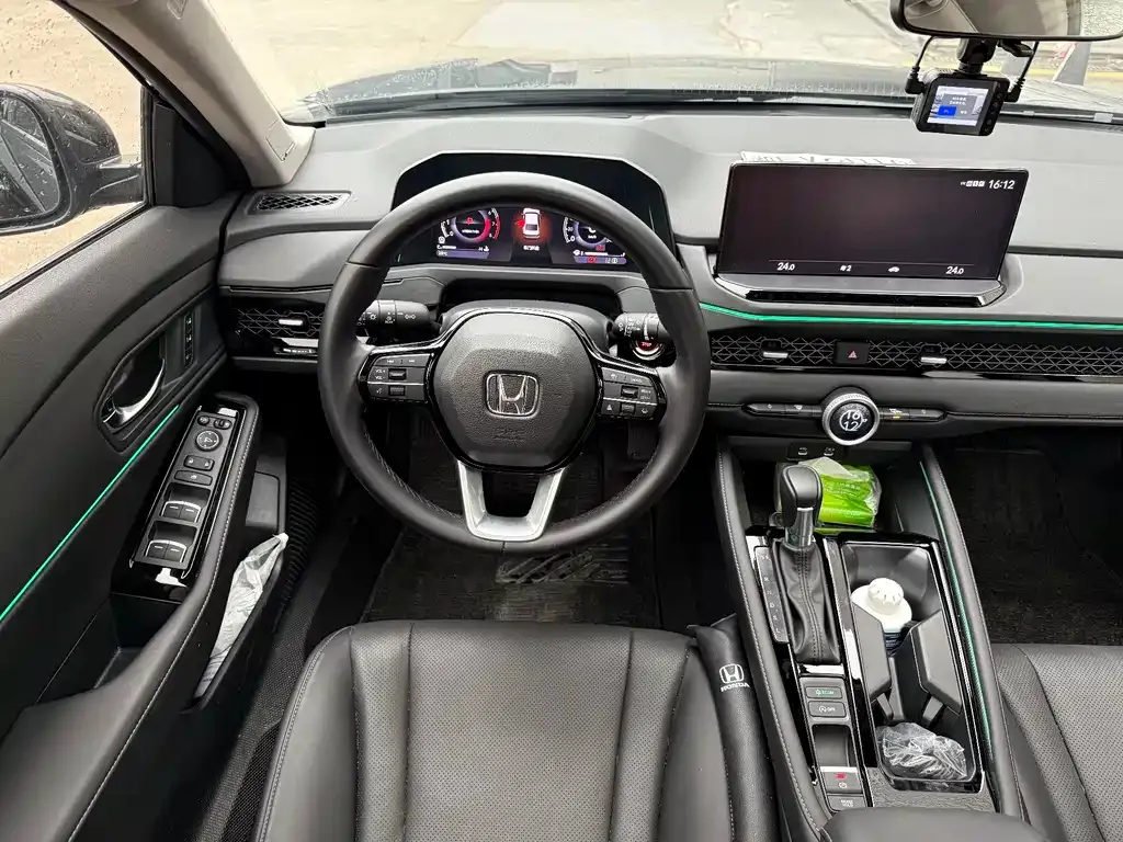 Honda Accord 2025 из CN, фото 8