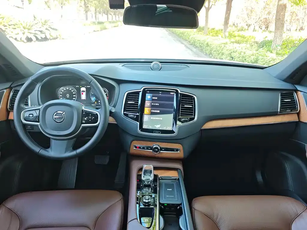 Volvo XC90 2023 из CN, фото 7